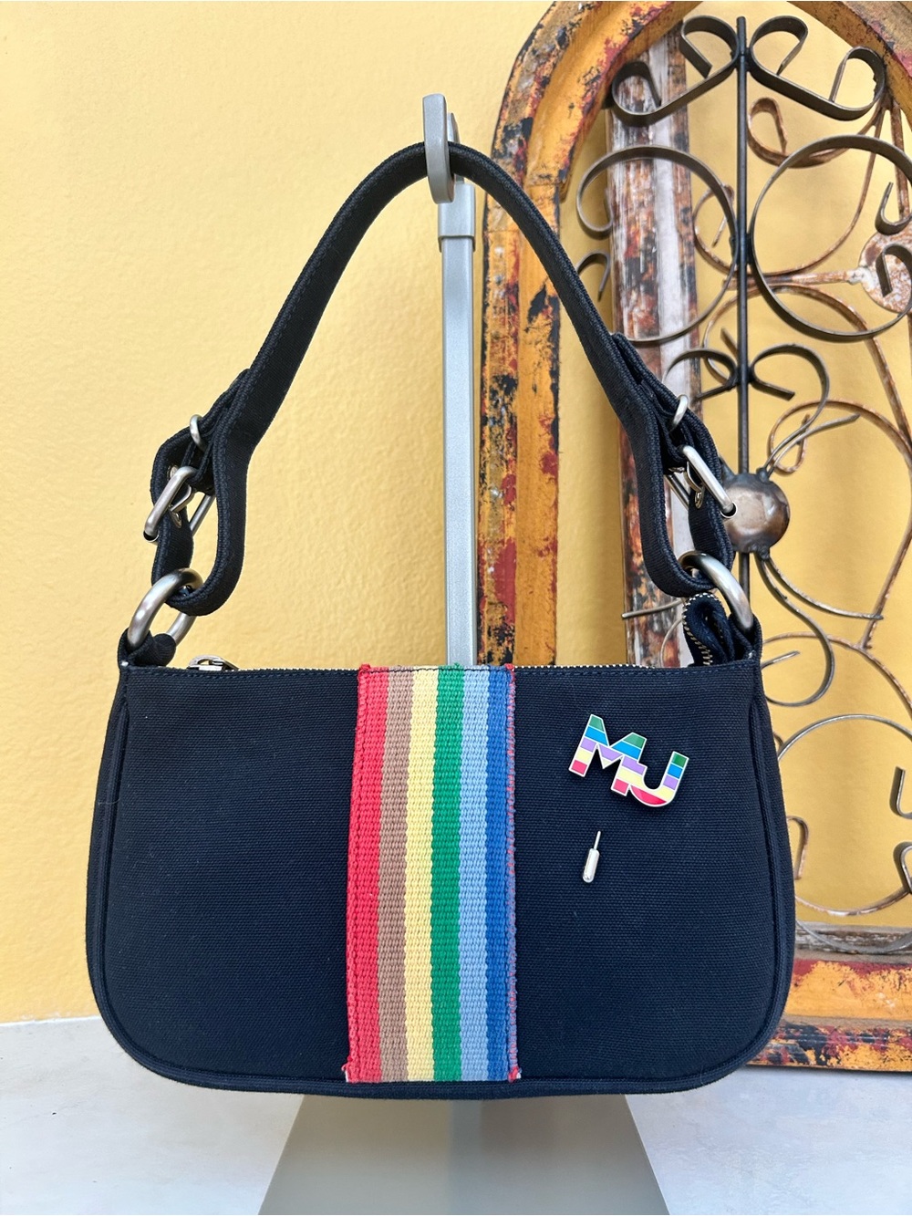 Marc Jacobs Black Canvas Rainbow Stripe Shoulder Bag Y2K Baguette Festivalstyle - Picture 3 of 13